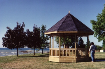 Custom gazebo by GCHI